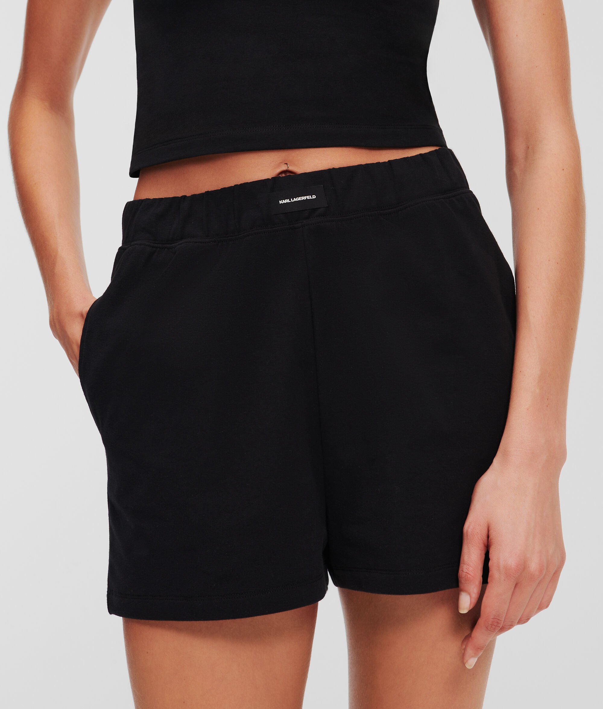 (image for) Unique Advantage ESSENTIAL LOGO LOUNGEWEAR SHORTS